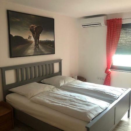 Apartament Wohnen Auf Zeit Duisburg Zewnętrze zdjęcie