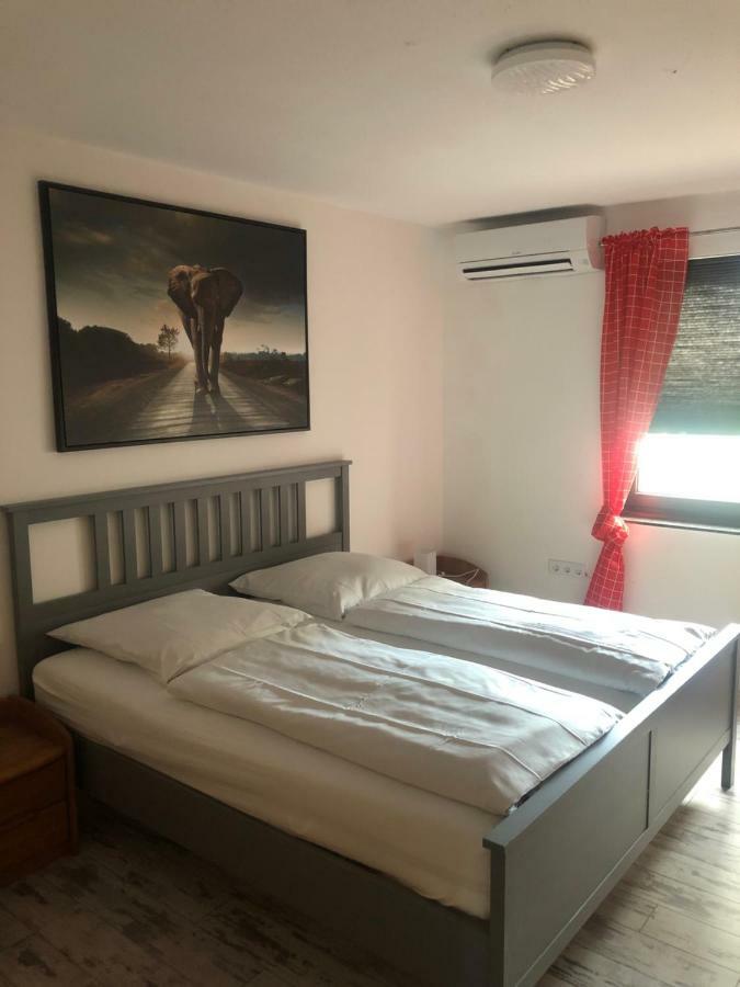 Apartament Wohnen Auf Zeit Duisburg Zewnętrze zdjęcie